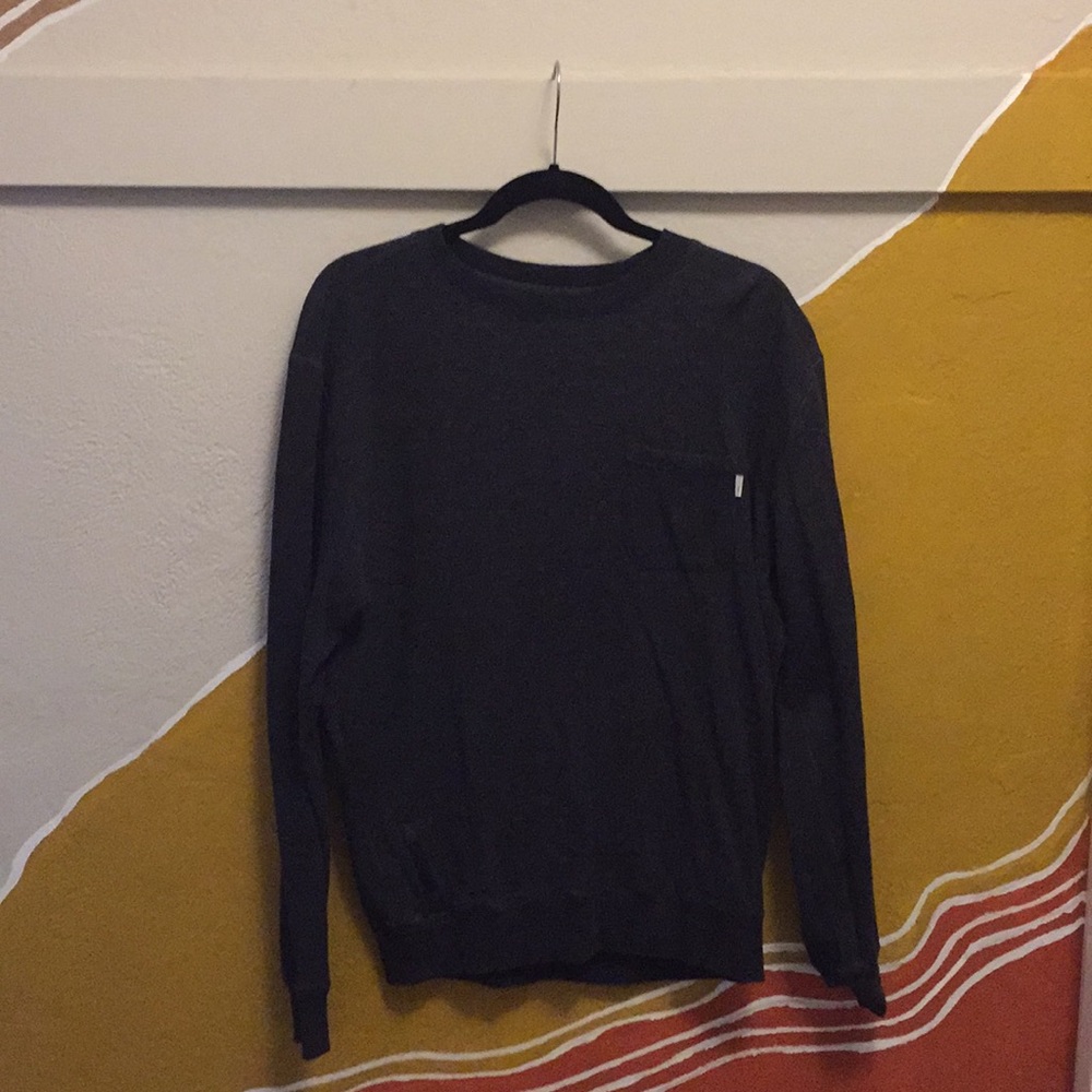 Vuori dark gray sweater